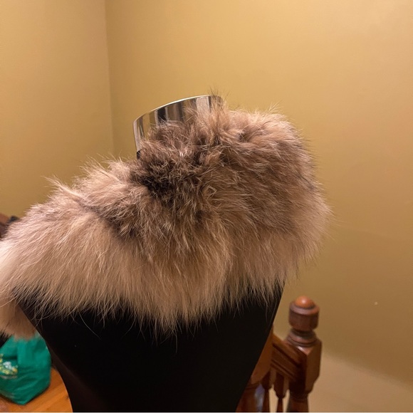 Fur collar - Picture 4 of 8